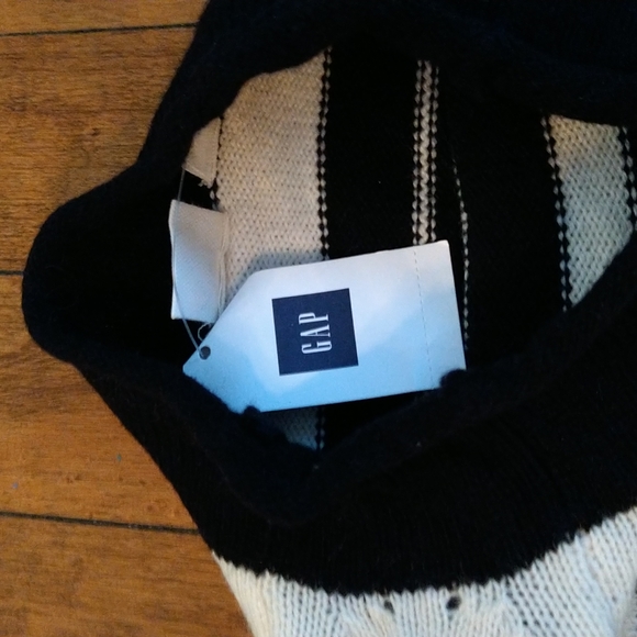 Size M Gap wool blend white and black striped turtleneck sweater - Picture 11 of 14